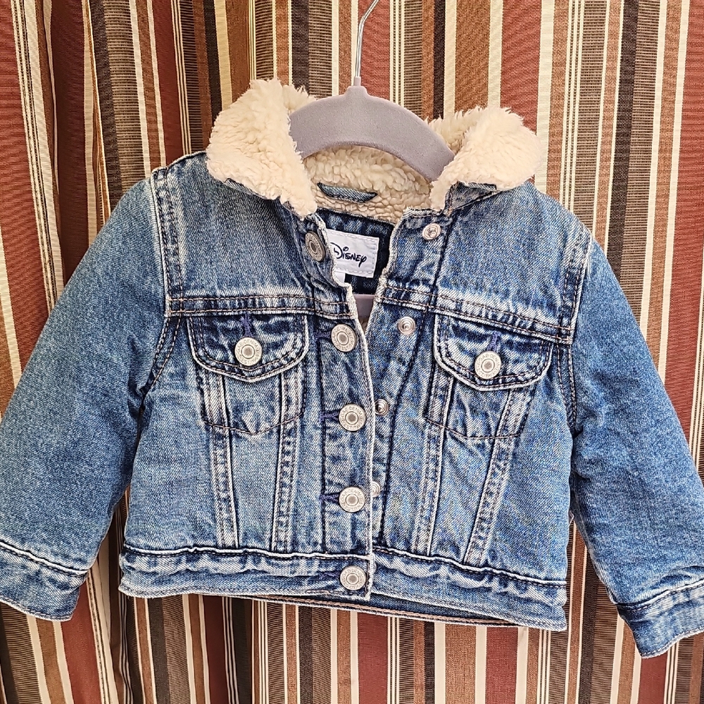 GAP Blue and Cream Jean Jacket with Cozy Sherpa Lining